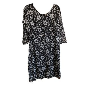 Pennington’s Cocktail Lace Floral Silver/White/Black Stretchy Dress-Size 1X